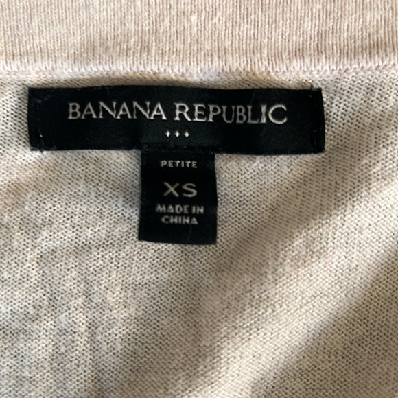 Lot of 5 - Banana Republic Tops - Picture 11 of 15